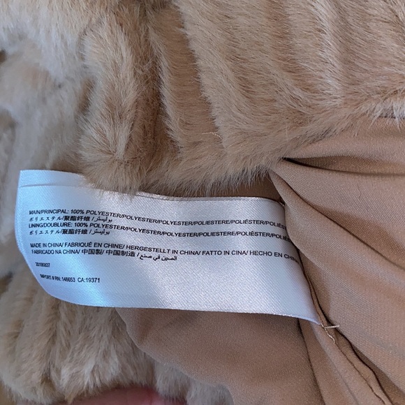 Sugar Faux Fur Crop Jacket - Picture 8 of 10